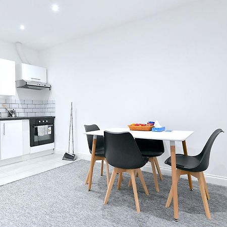 City Central Apartments Лондон Екстер'єр фото