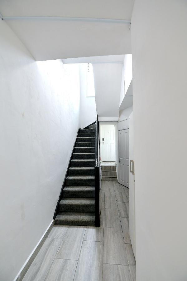 City Central Apartments Лондон Екстер'єр фото